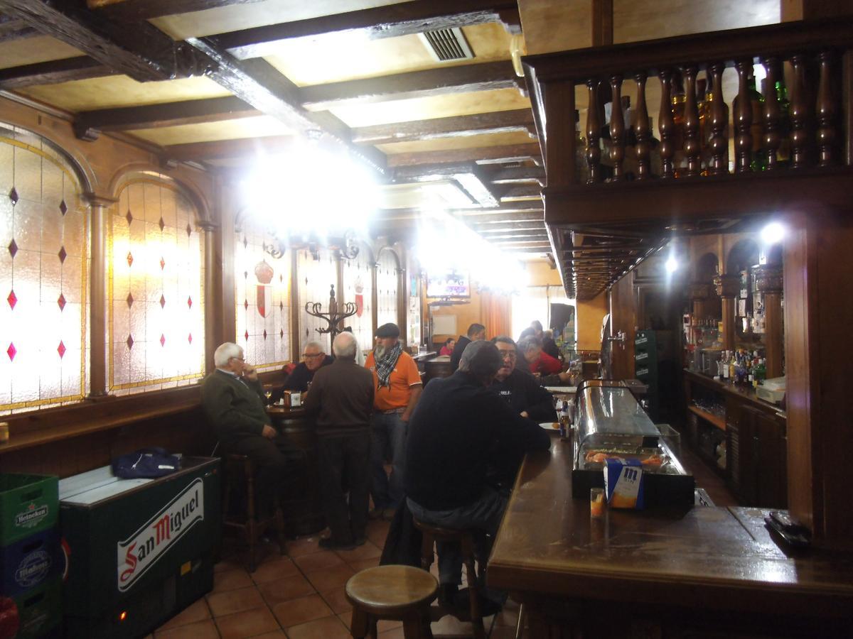 Yepes Hostal Los Galgos מראה חיצוני תמונה