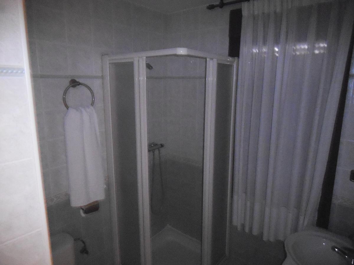 Yepes Hostal Los Galgos מראה חיצוני תמונה